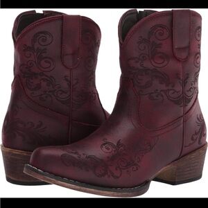 Roper cowboy boots